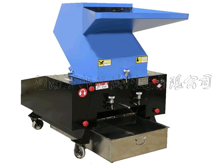 強力塑料粉碎機(jī)